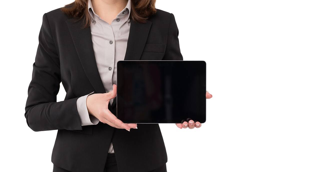 How to Start a Digital Business in Hungary: The Essential Guide