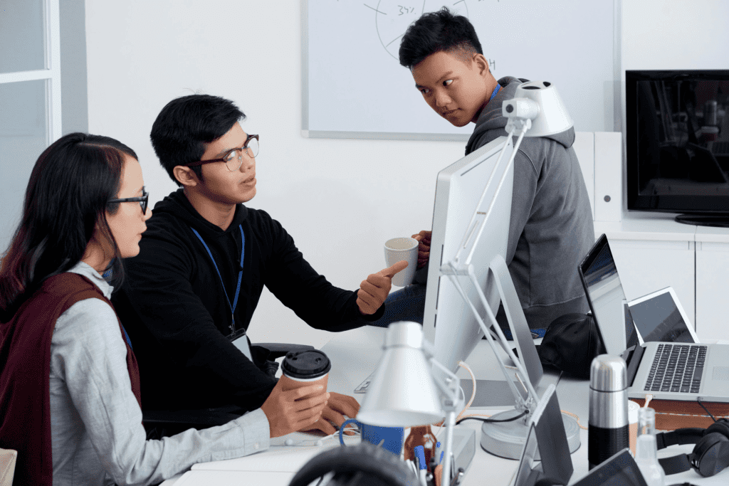 employees using AI tools